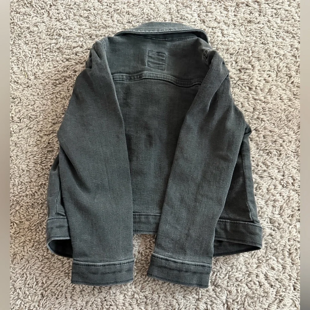 Preloved GAP Kids Black Denim Jacket